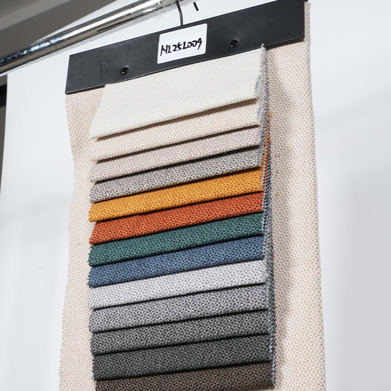 Țesătură pentru canapea din poliester jacquard cu rețea cu cinci caractere Țesătură pentru canapea din poliester jacquard cu rețea cu cinci caractere